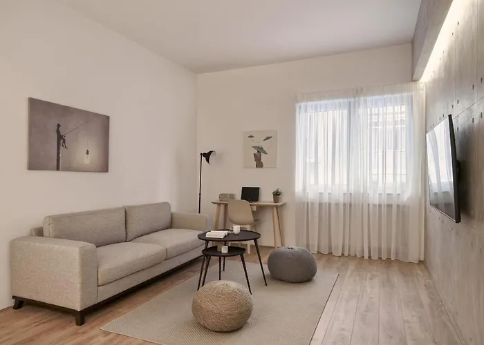 Cute N Comfort Luxury Condo In Kolonaki